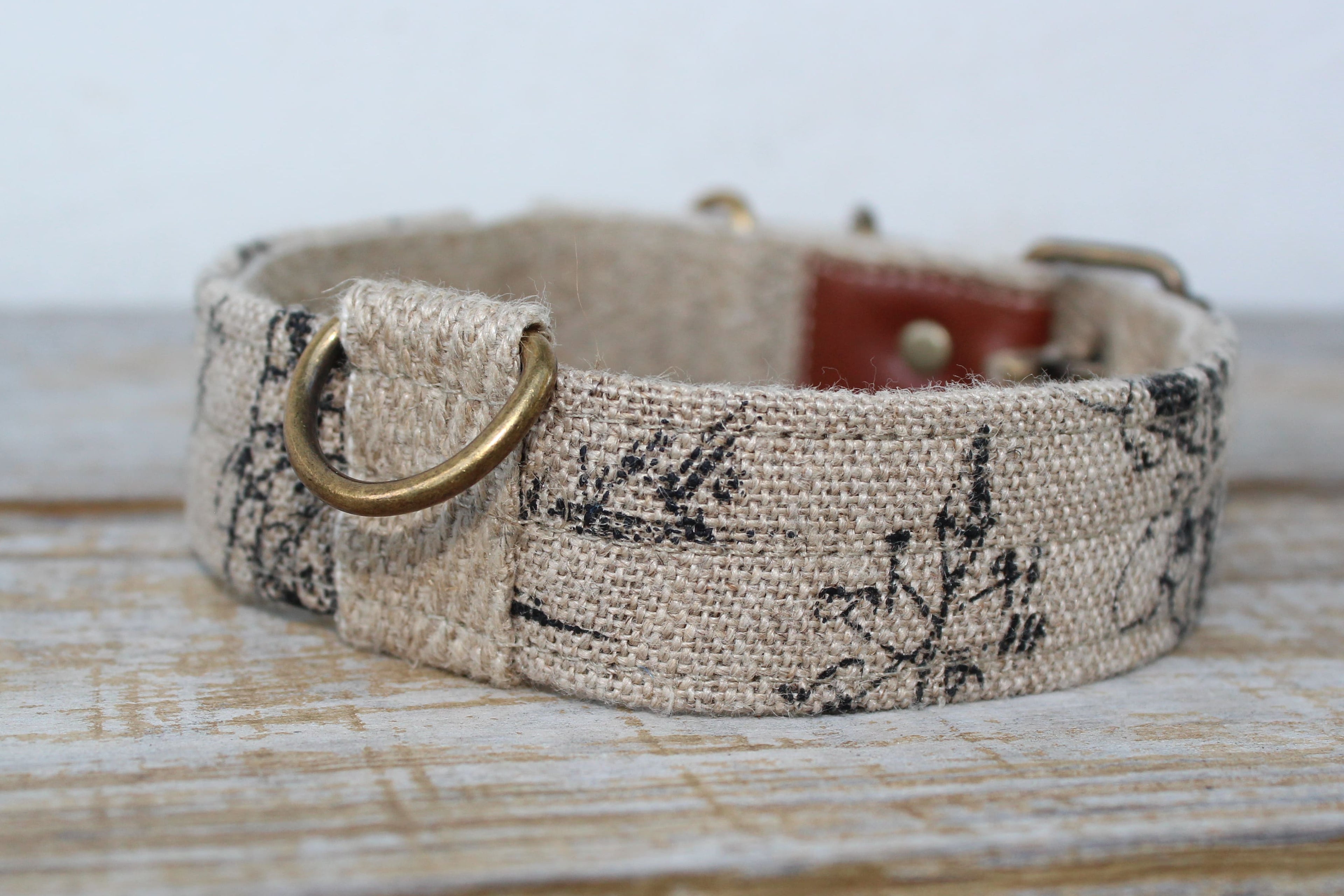 Collier LIN-temporel Toile de Jouy noir