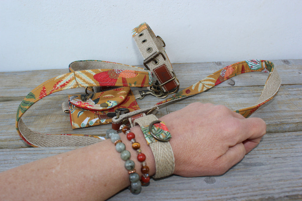 Collier boucle LIN-croyable Zanzi safran